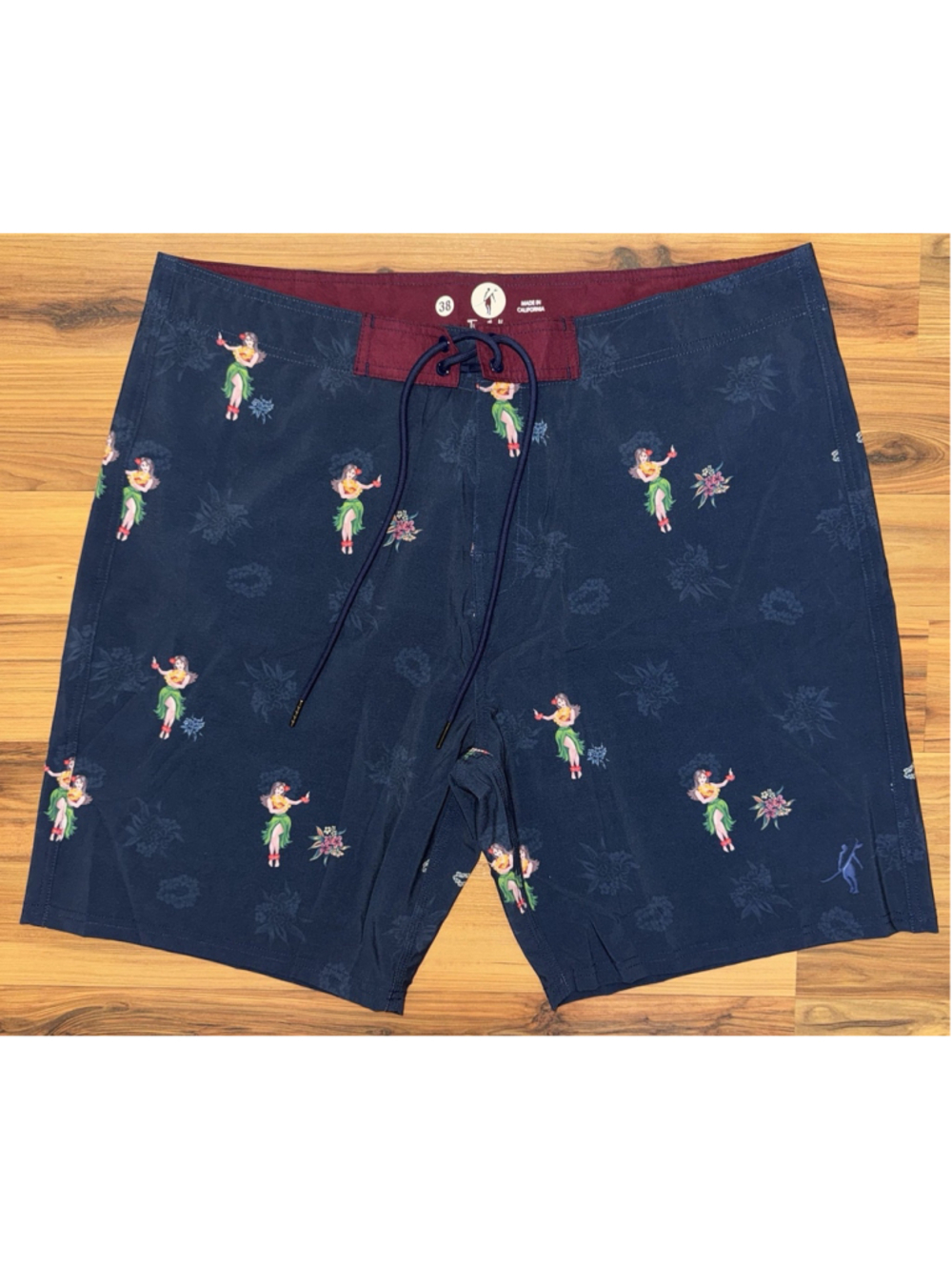 Toes On The Nose Hula Girl Board Shorts 38 Hawaiian Aloha Surf Swim USA